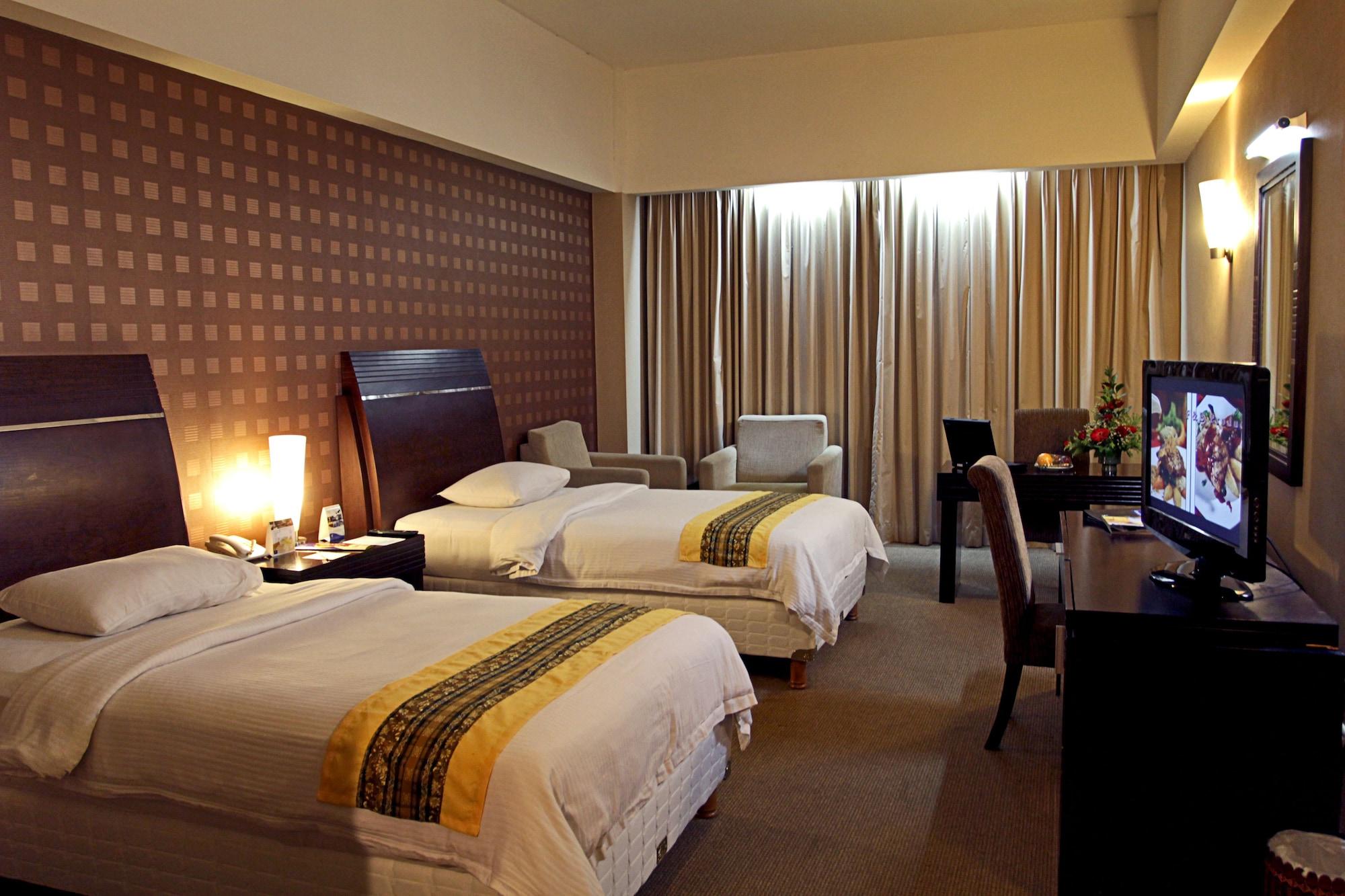 Grand Elite Hotel Pekanbaru Ngoại thất bức ảnh
