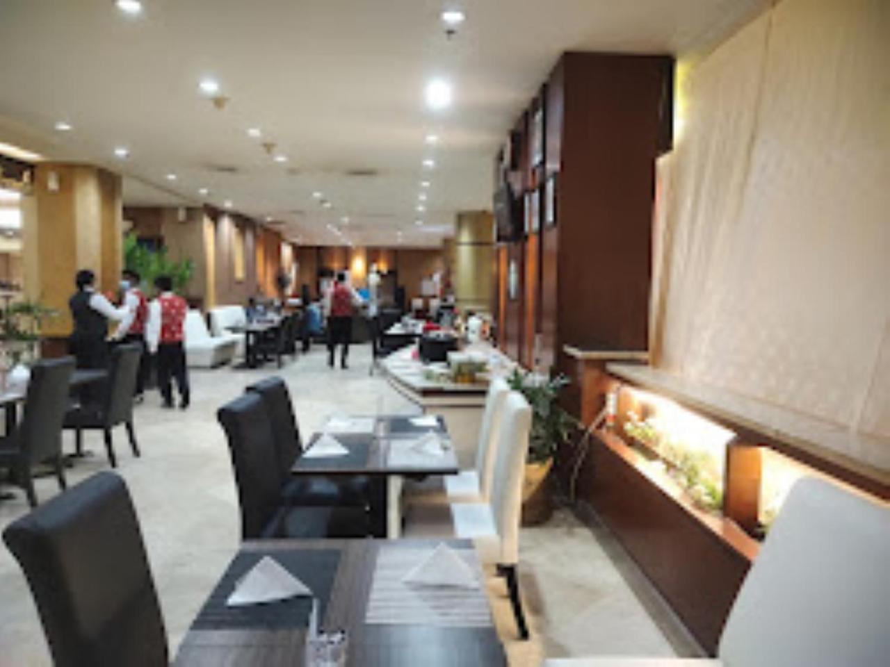 Grand Elite Hotel Pekanbaru Ngoại thất bức ảnh