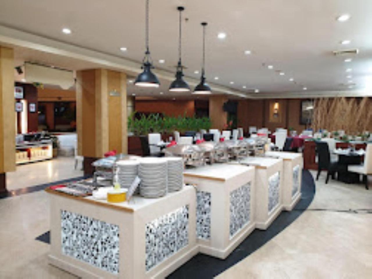 Grand Elite Hotel Pekanbaru Ngoại thất bức ảnh