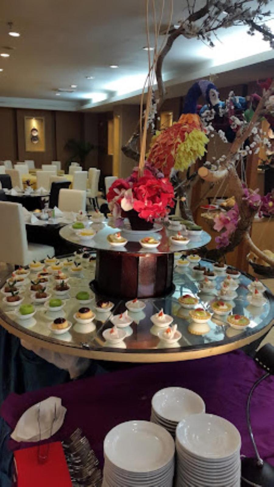 Grand Elite Hotel Pekanbaru Ngoại thất bức ảnh